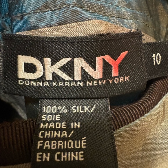 DKNY 100% Silk Pleated Midi Skirt in Opal Blue Gray – Size 10 NWT ($345 Retail) - Picture 4 of 16